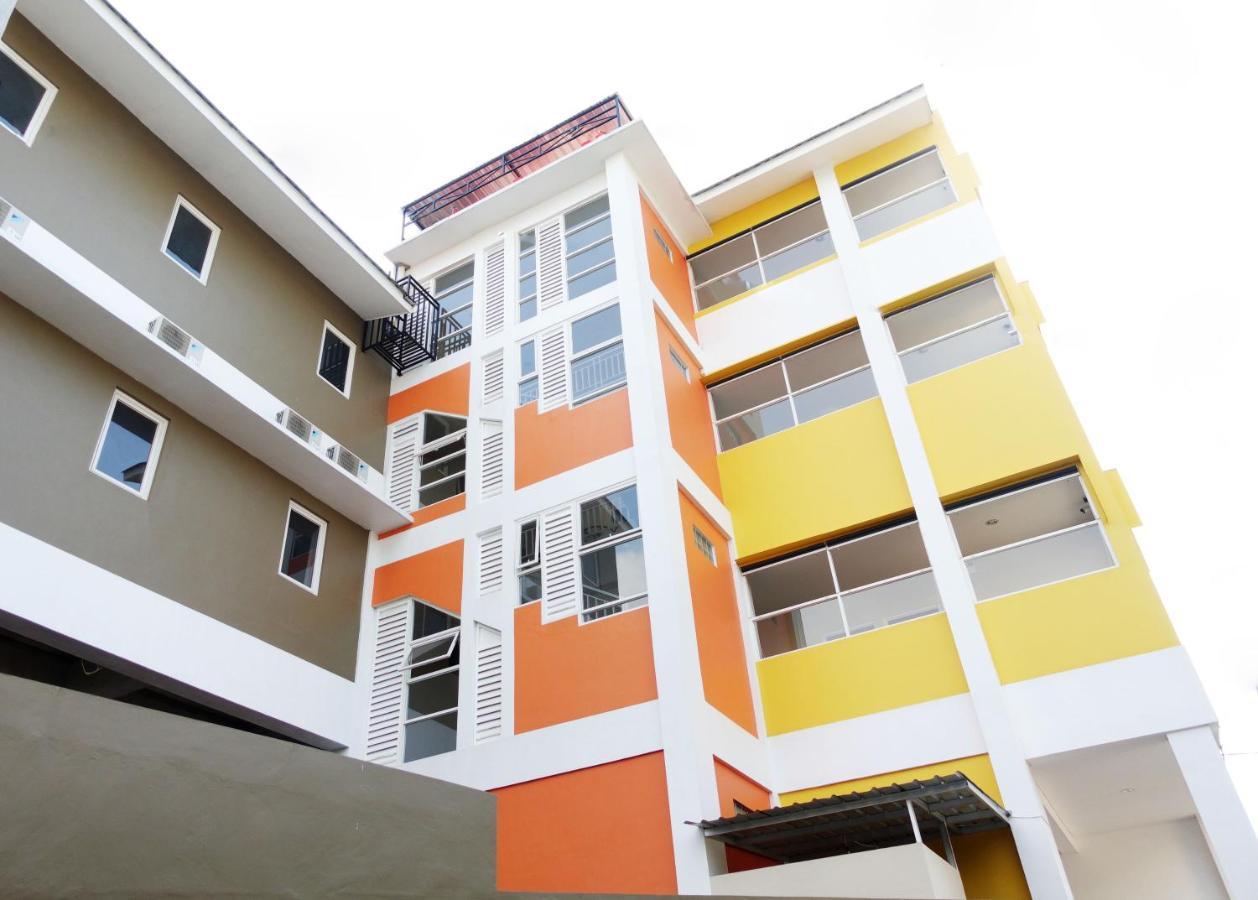 Kelir Residence Semarang Exterior photo
