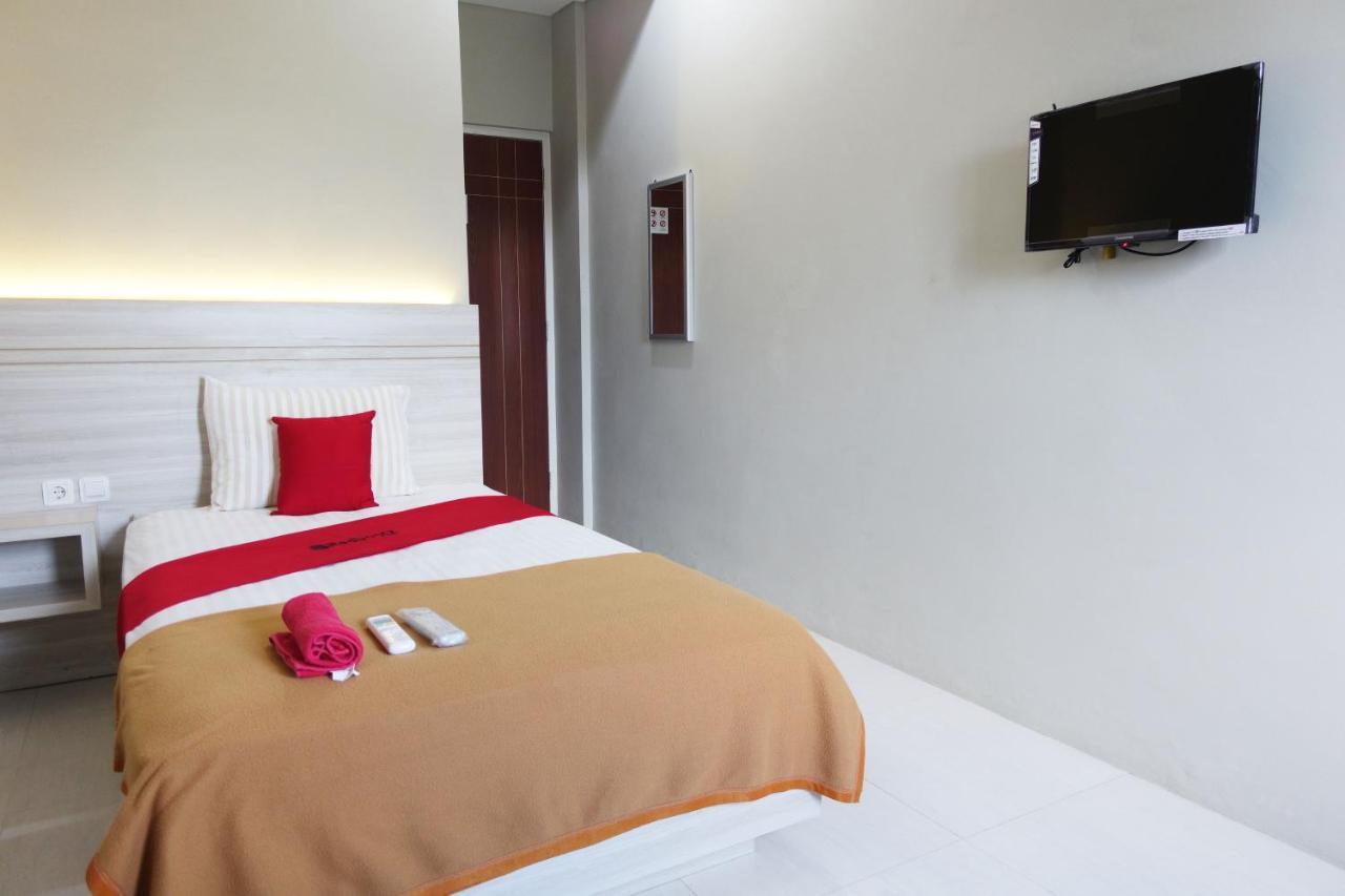 Kelir Residence Semarang Exterior photo